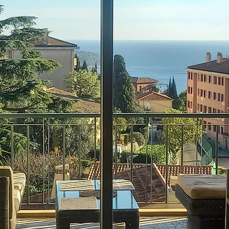 Grande Aere 2 Pieces Vue
